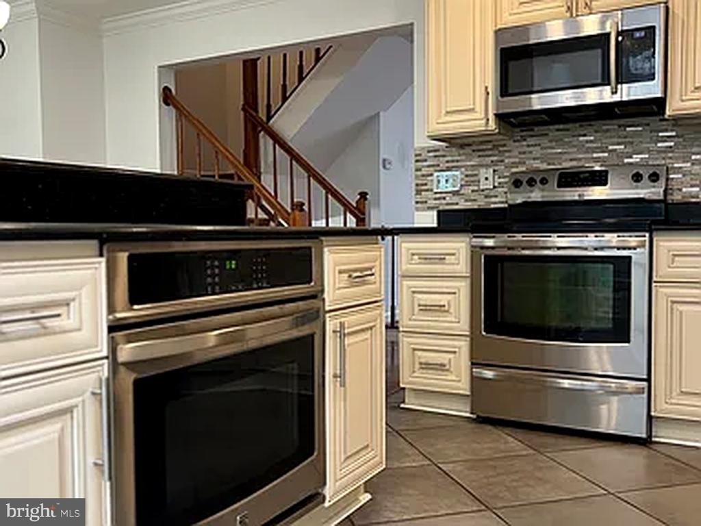 11660 Drumcastle Terrace - Photo 2