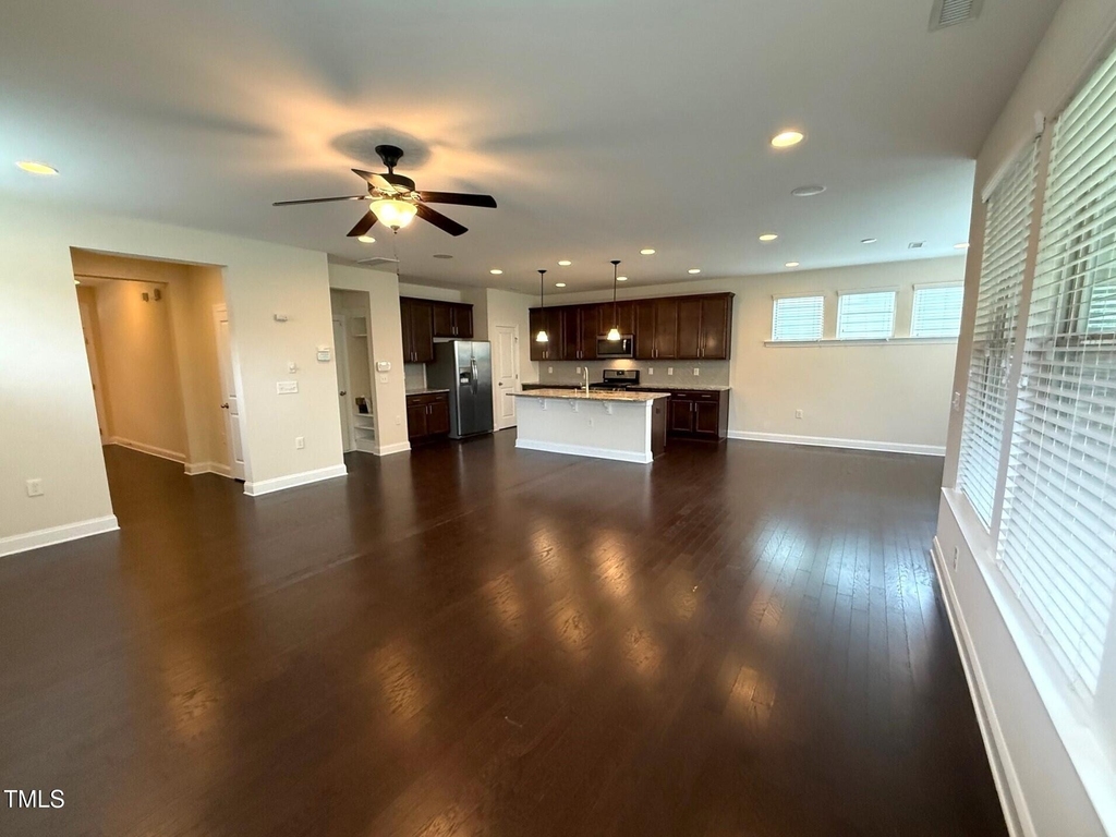 238 Begen Street - Photo 4