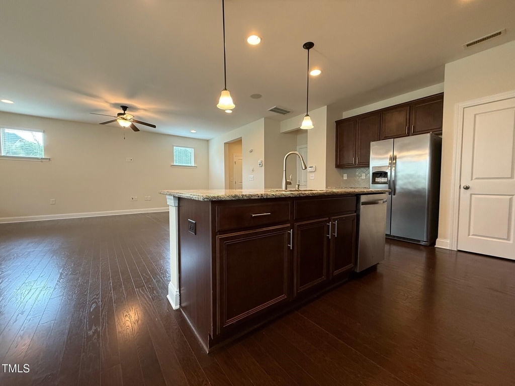 238 Begen Street - Photo 6