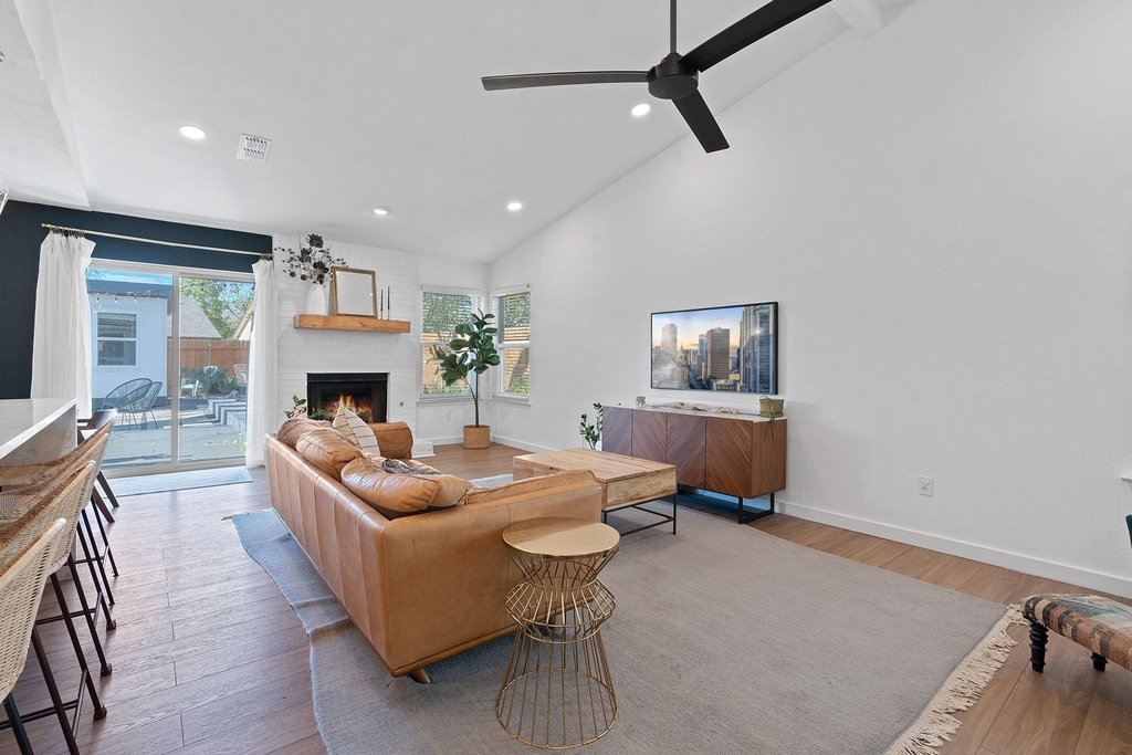 4916 Transit Cir - Photo 4