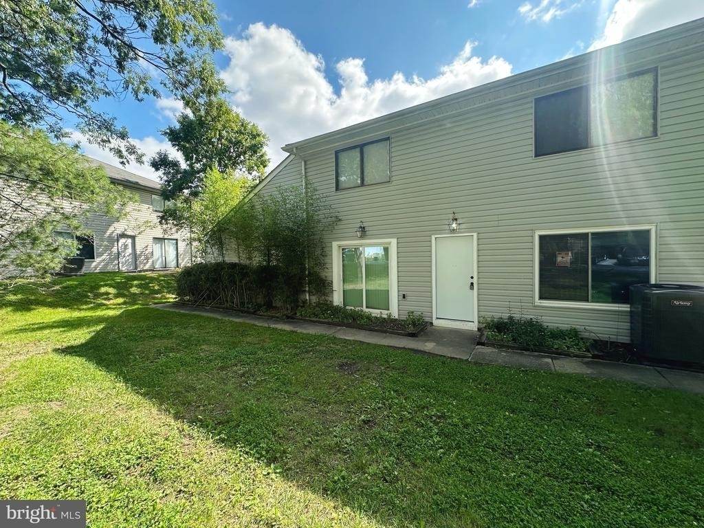 807 Windstream Way - Photo 1