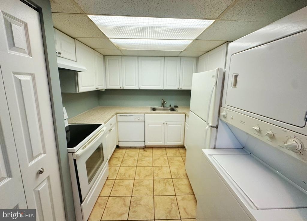 807 Windstream Way - Photo 3