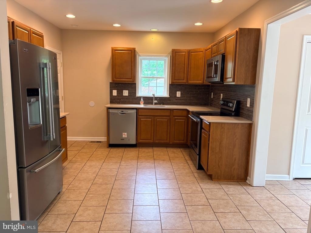 2831 Reckord Road - Photo 4
