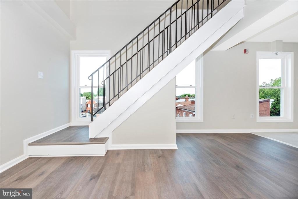 205 Market-thru 207 Street - Photo 14