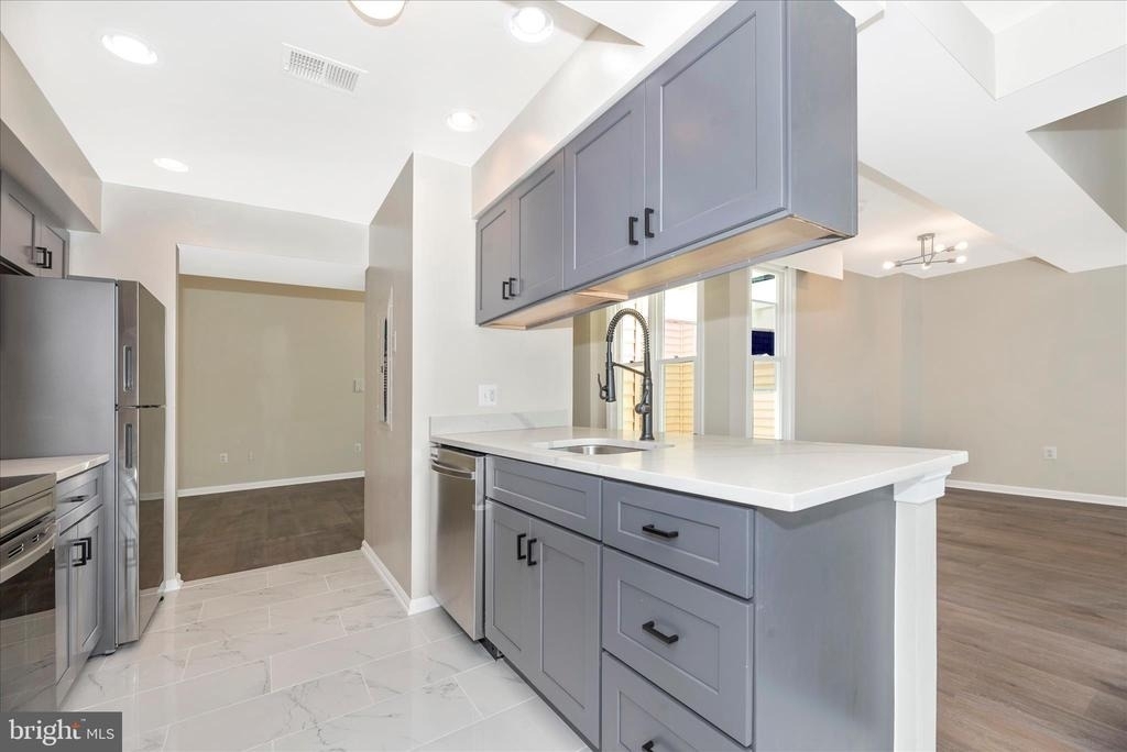 205 Market-thru 207 Street - Photo 19