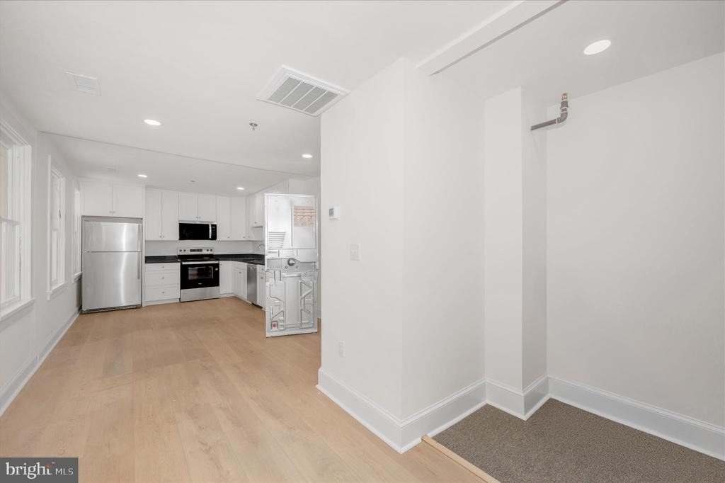 113 Market-thru 115 Street - Photo 11