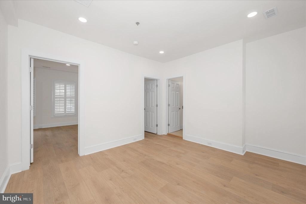 113 Market-thru 115 Street - Photo 1