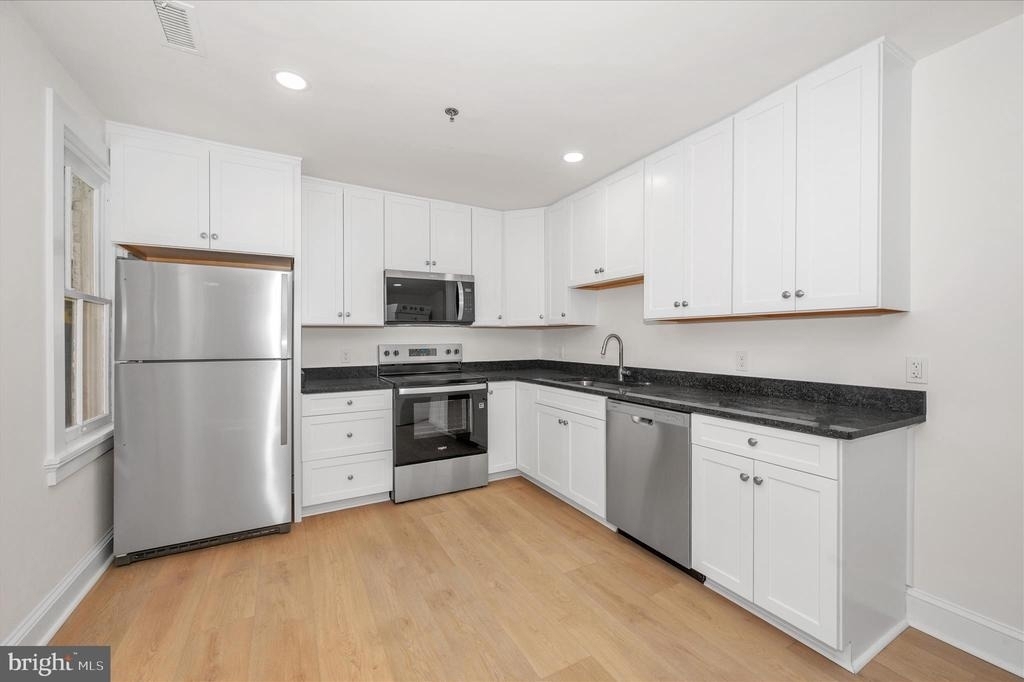 113 Market-thru 115 Street - Photo 6