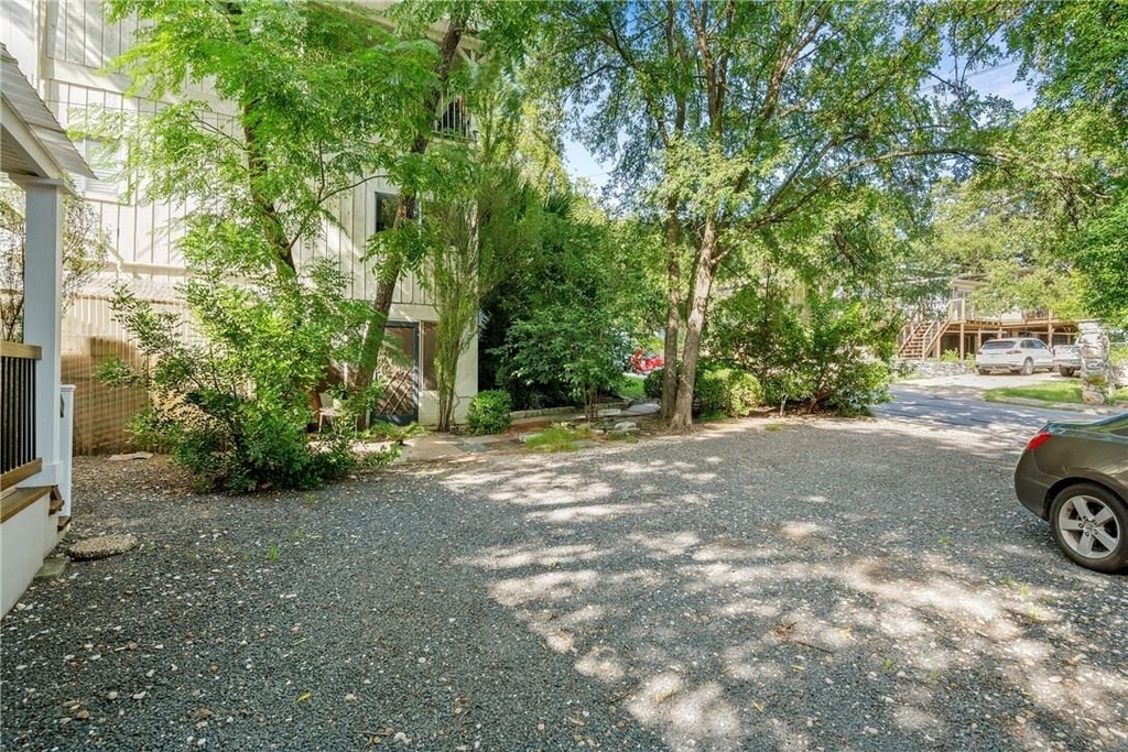 1501 W 9th St - Photo 33