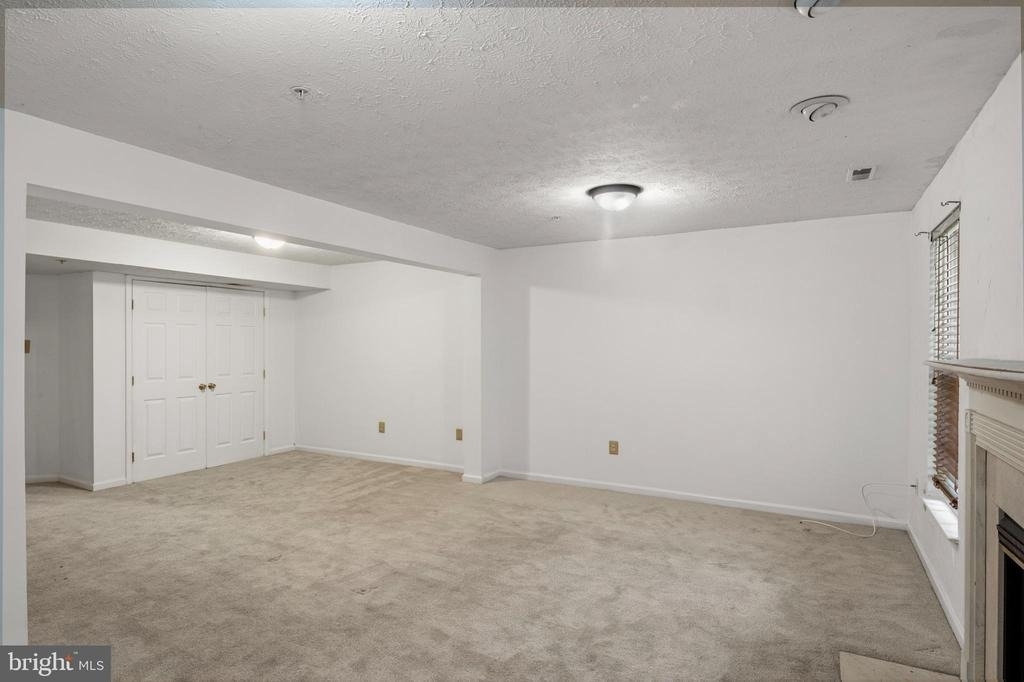 9805 Redwing Drive - Photo 7