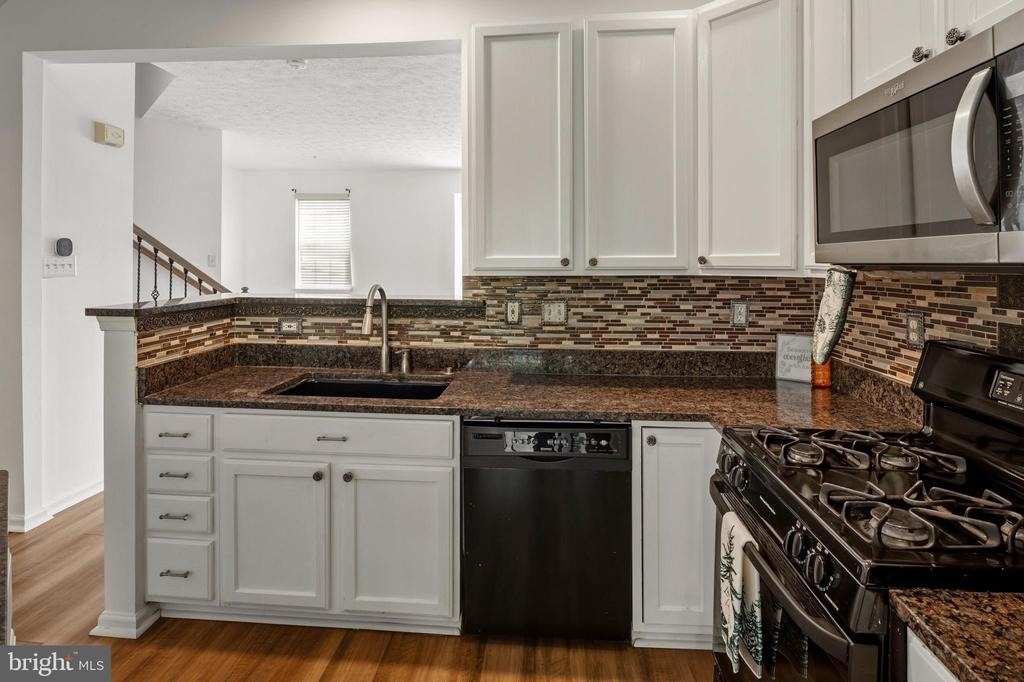 9805 Redwing Drive - Photo 23
