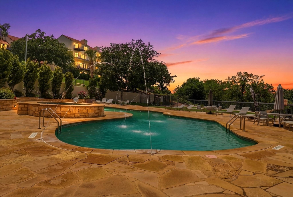 2918 Ranch Road 620 N - Photo 36