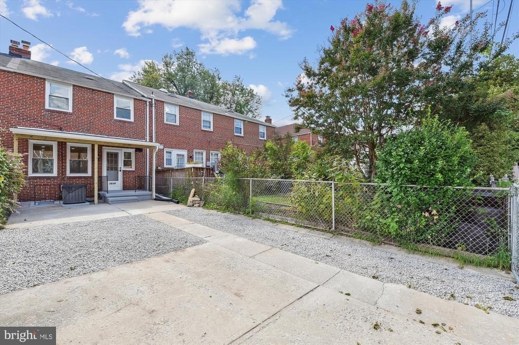 1612 Hardwick Road - Photo 33