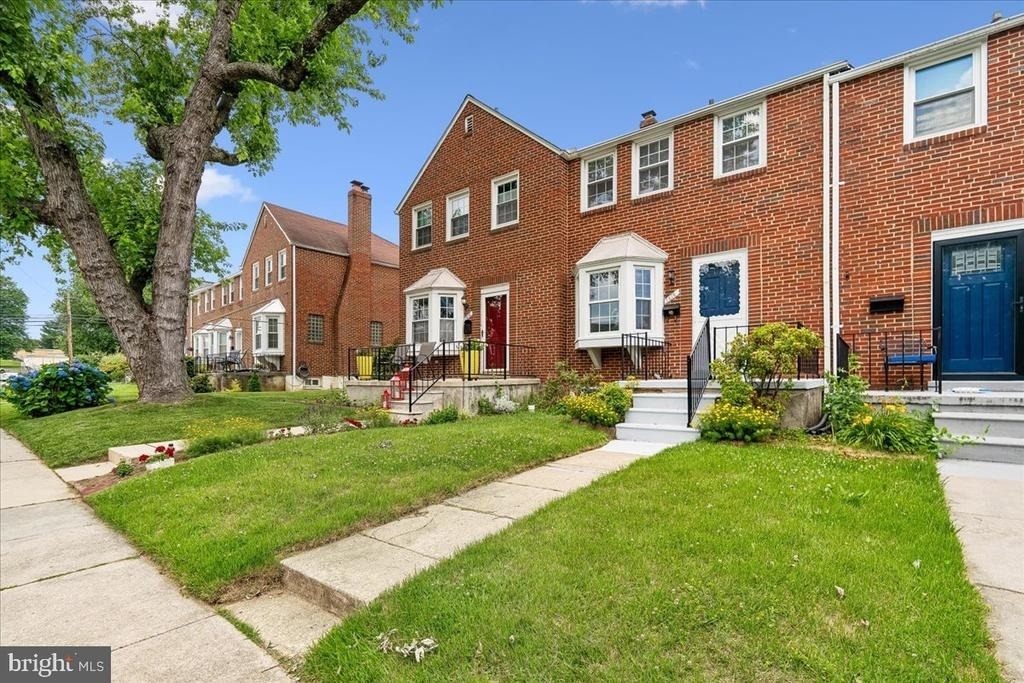 1612 Hardwick Road - Photo 1