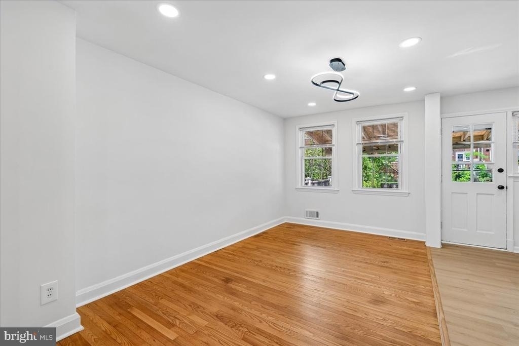 1612 Hardwick Road - Photo 7
