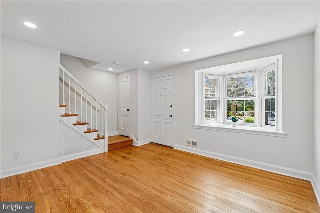 1612 Hardwick Road - Photo 4