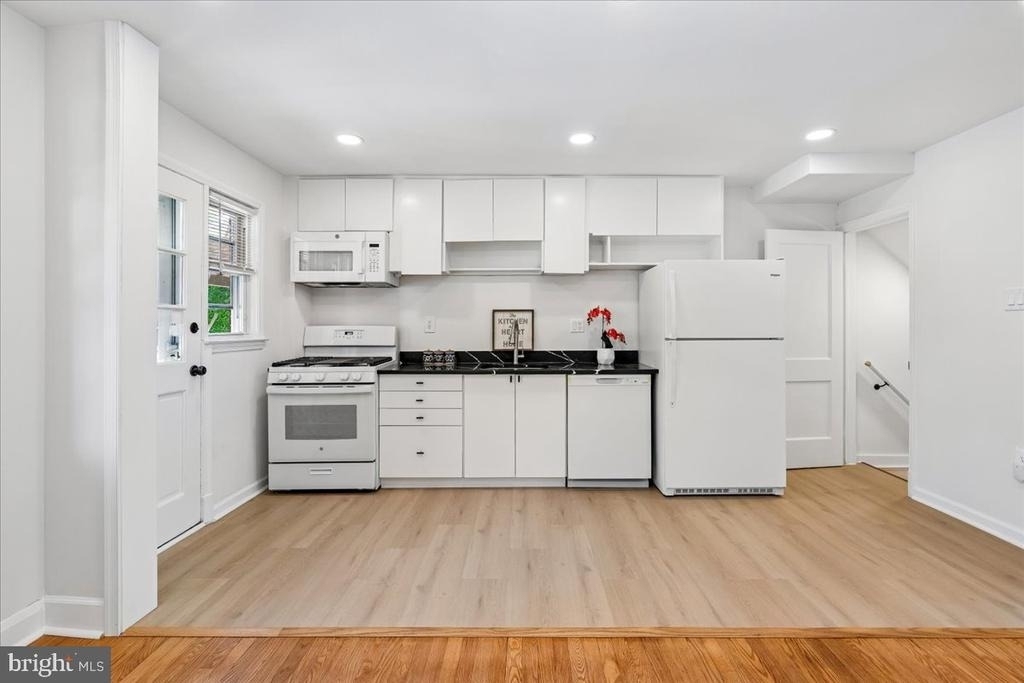 1612 Hardwick Road - Photo 12