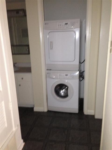 706 W 34th St - Photo 5