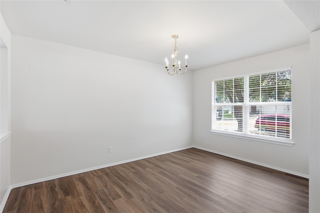 18120 Topsail St - Photo 4