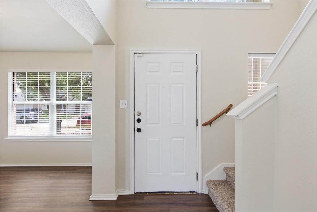 18120 Topsail St - Photo 7
