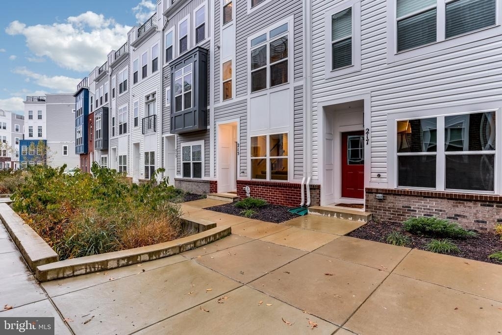 215 Wesley Brown Lane - Photo 1