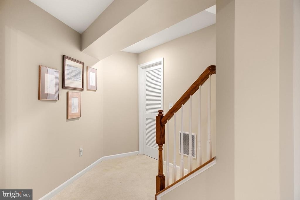 301 Adelaide Drive - Photo 34