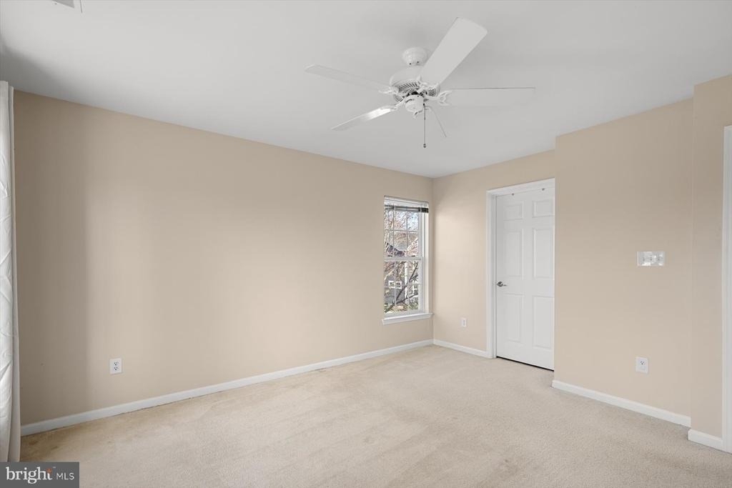 301 Adelaide Drive - Photo 29