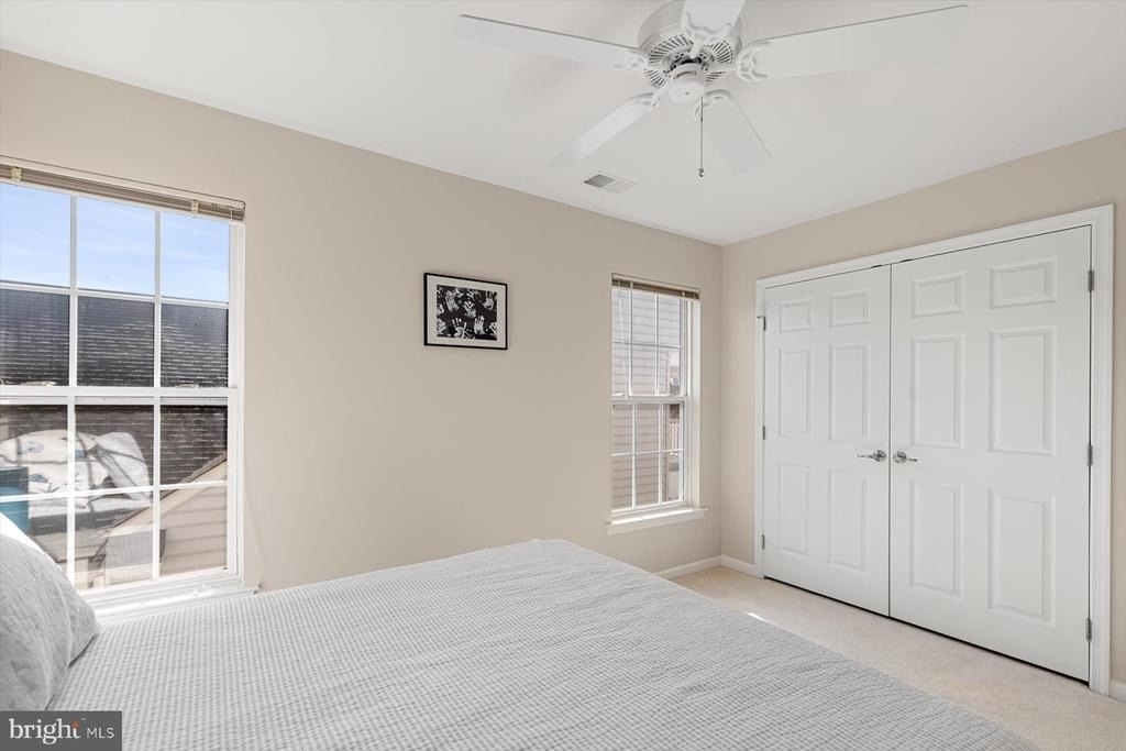301 Adelaide Drive - Photo 33