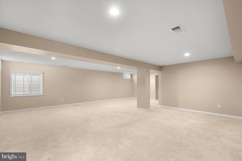 301 Adelaide Drive - Photo 37