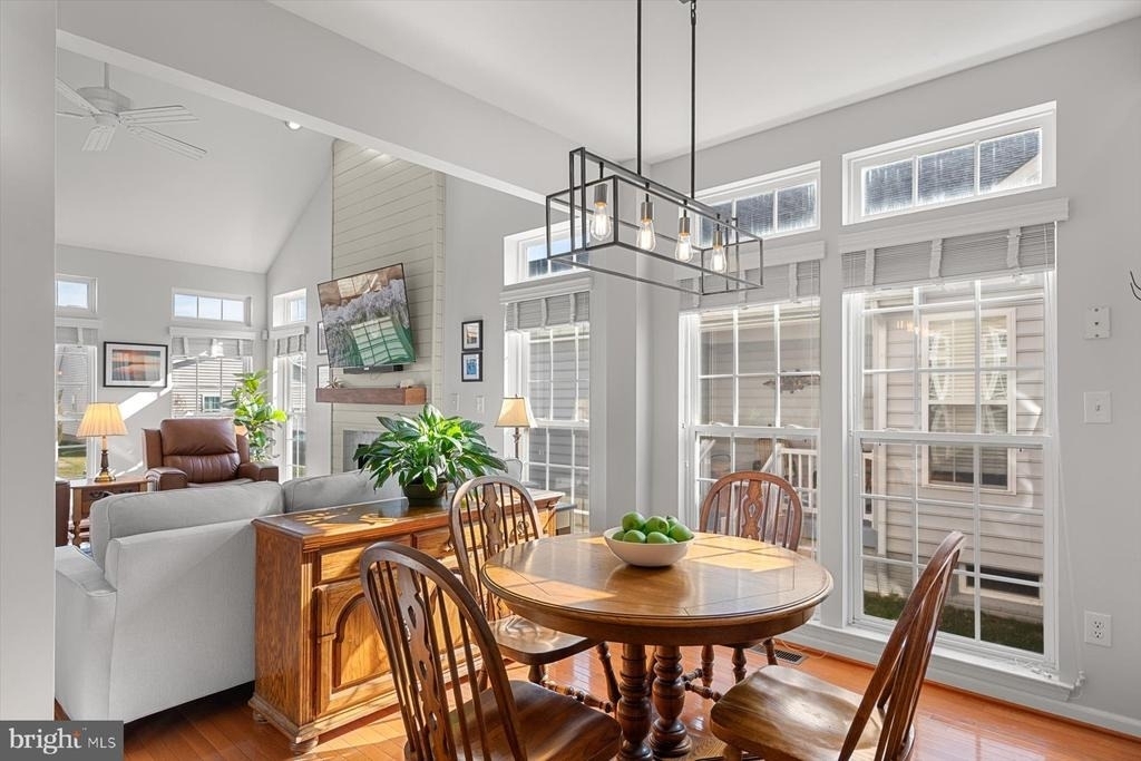 301 Adelaide Drive - Photo 17