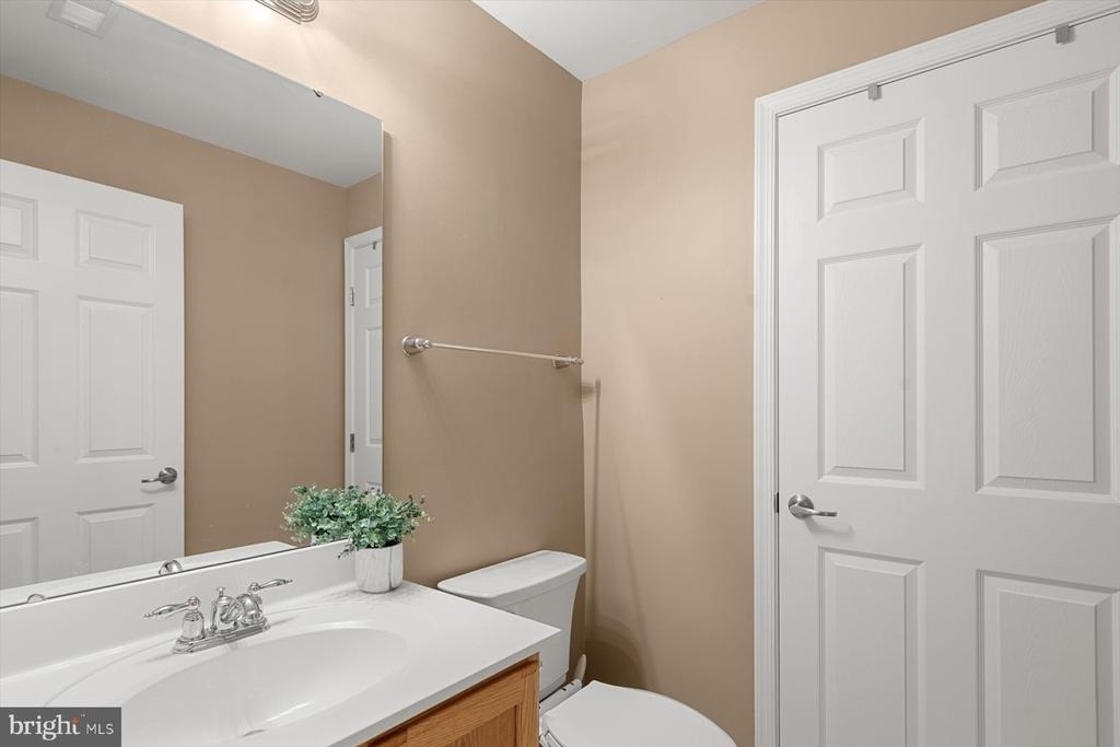 301 Adelaide Drive - Photo 36