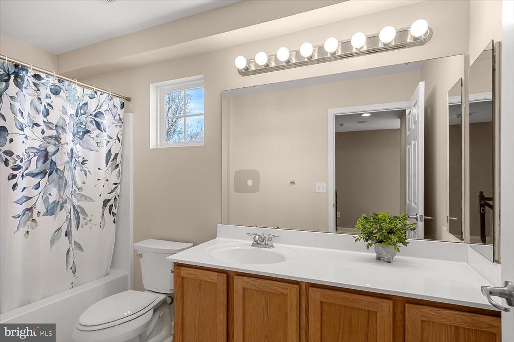 301 Adelaide Drive - Photo 31