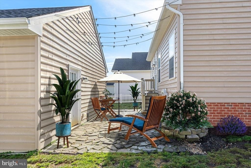 301 Adelaide Drive - Photo 39