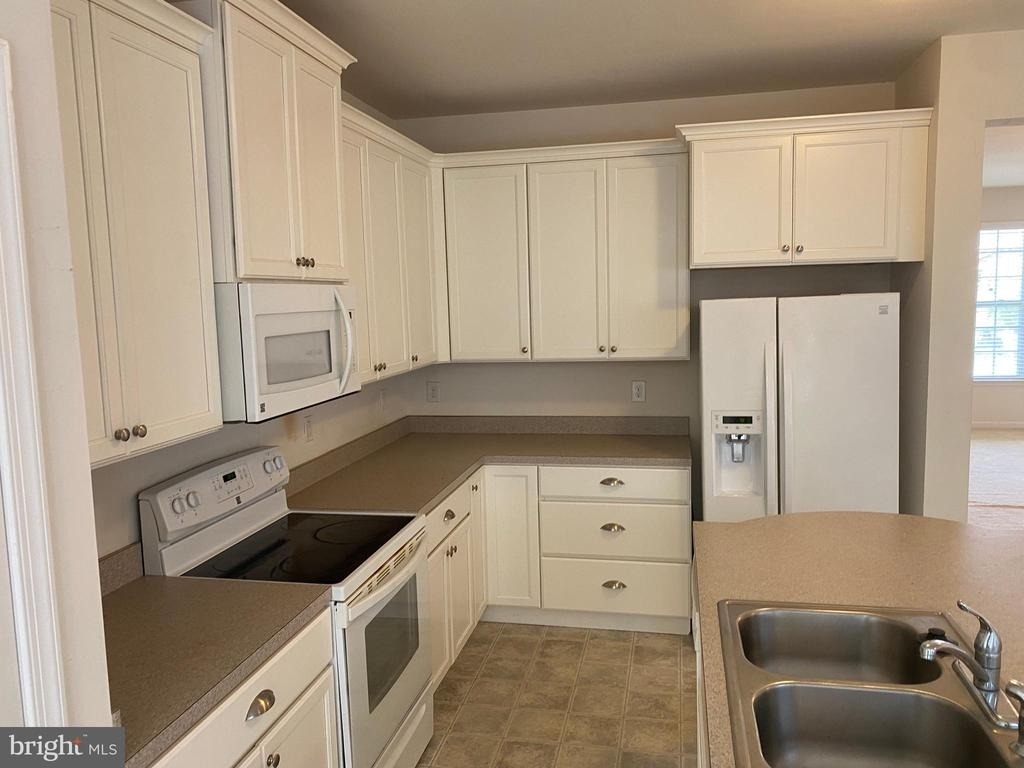 1662 W Matisse Drive - Photo 5