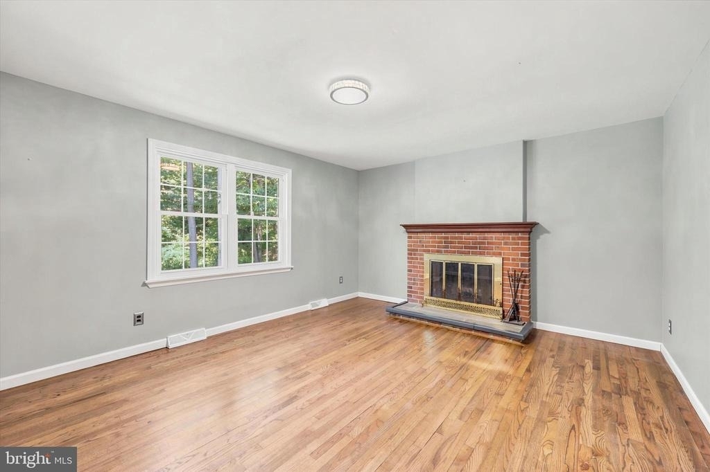 6 Janice Drive - Photo 9