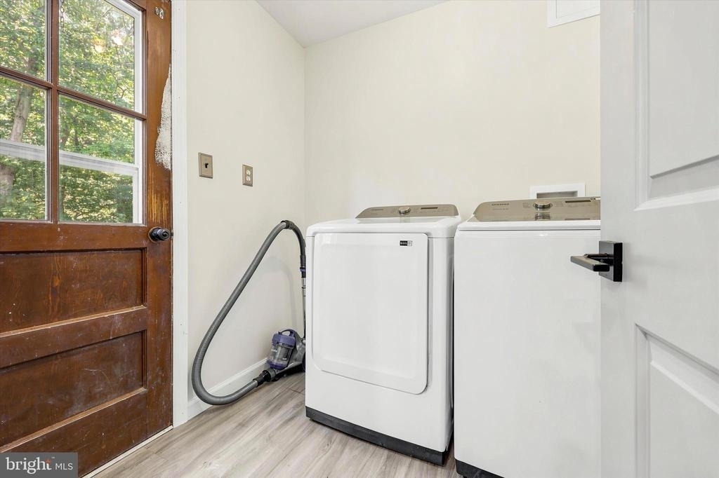 6 Janice Drive - Photo 12