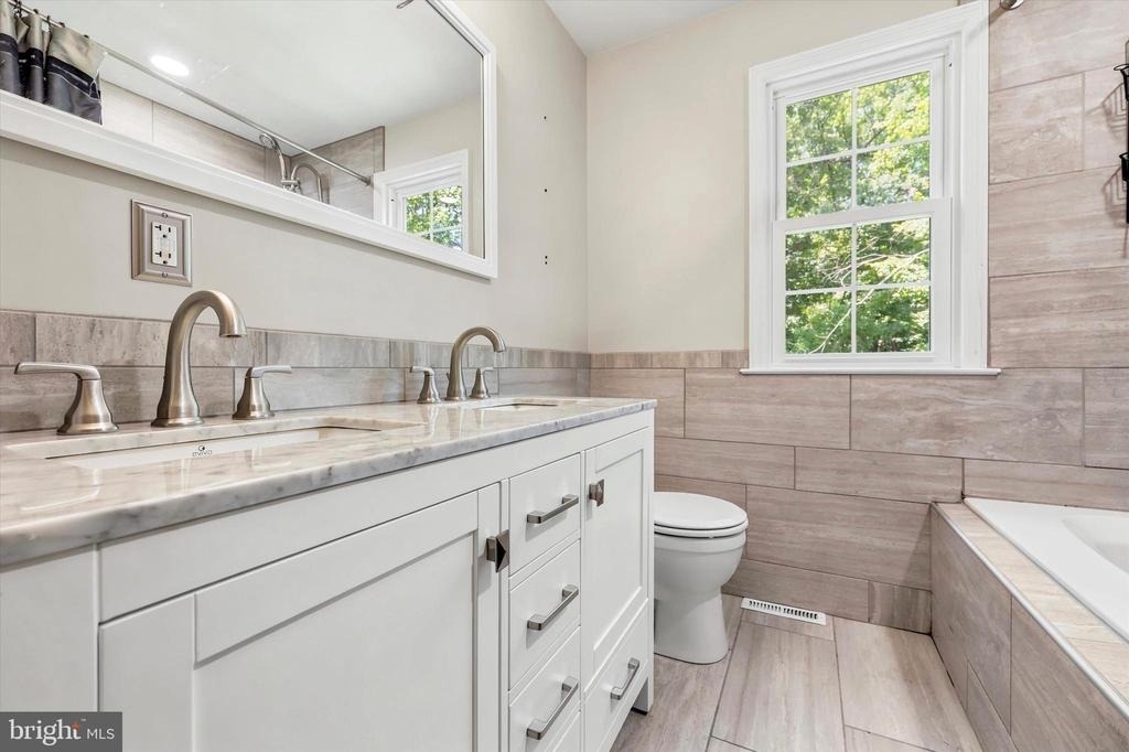 6 Janice Drive - Photo 18