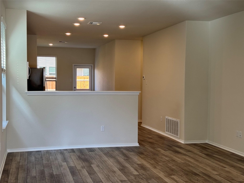 86 Pacific Loon St - Photo 4