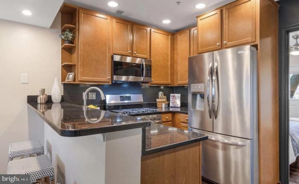 1519 Constitution Avenue Ne - Photo 4