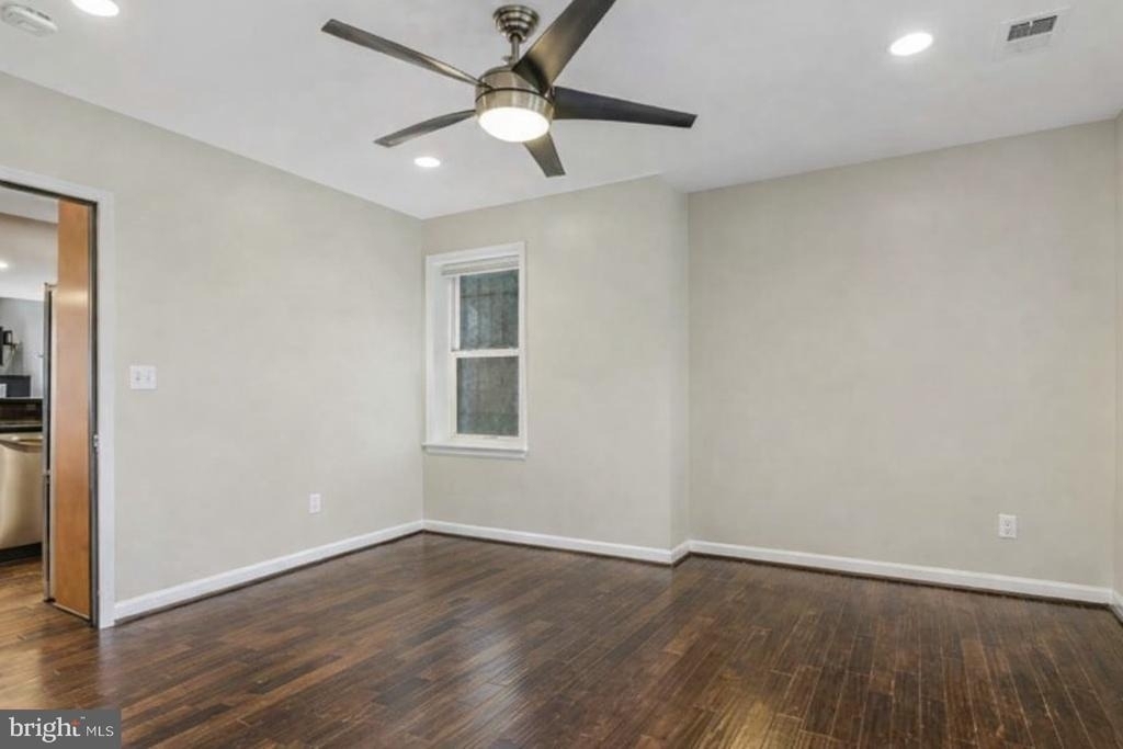 1519 Constitution Avenue Ne - Photo 9