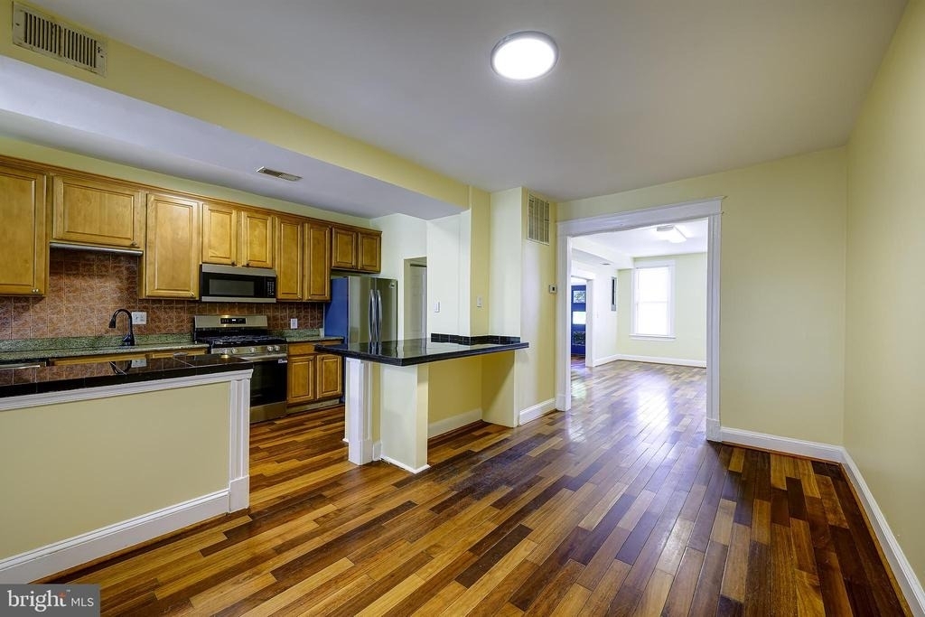 5518 13th Street Nw - Photo 12