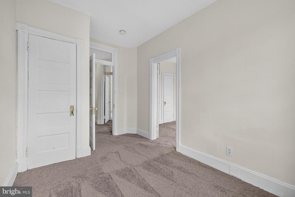 1252 E Street Ne - Photo 18
