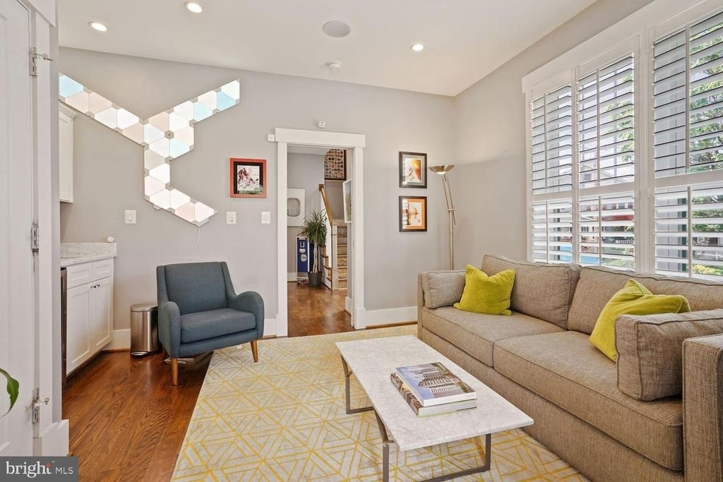 509 Franklin Street Ne - Photo 1