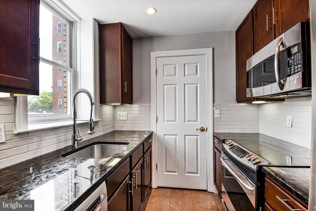 1229 12th Street Nw - Photo 5