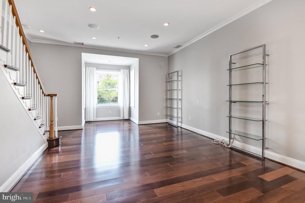 1229 12th Street Nw - Photo 1