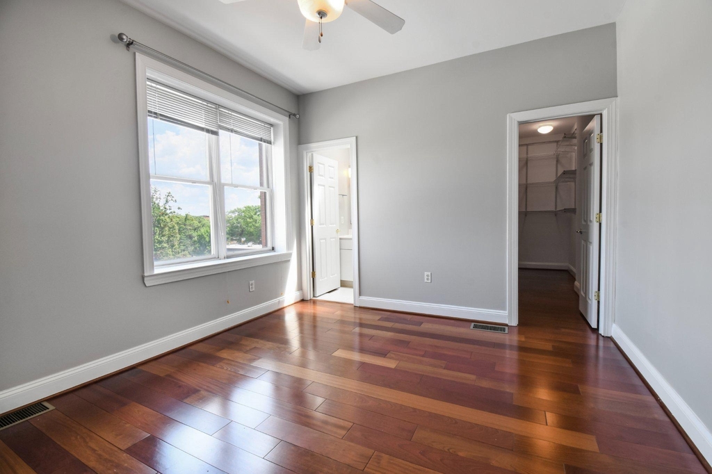 1229 12th Street Nw - Photo 15