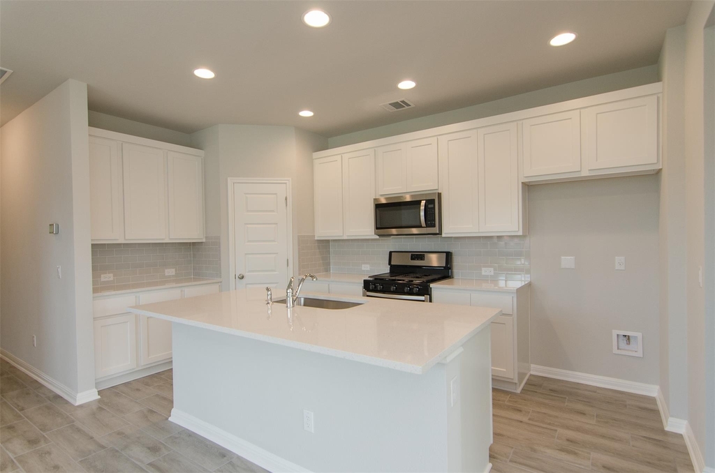 905 Olive Creek Dr - Photo 5