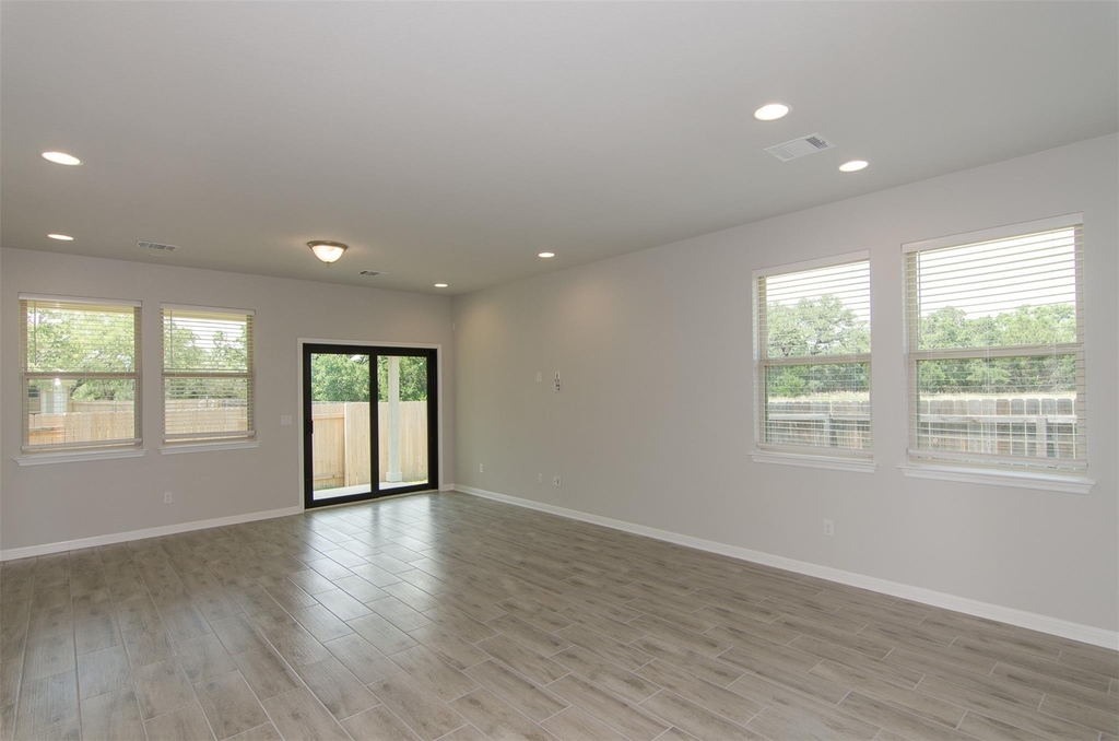905 Olive Creek Dr - Photo 1