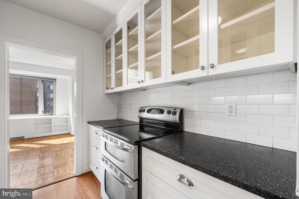 4301 Massachusetts Avenue Nw - Photo 3