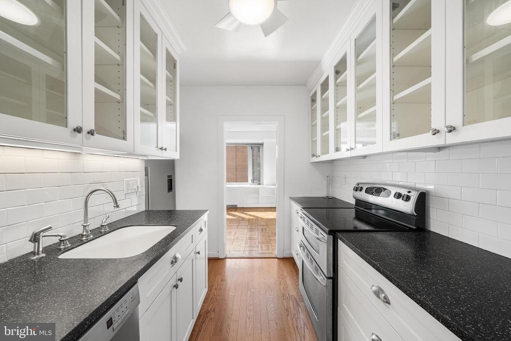 4301 Massachusetts Avenue Nw - Photo 31